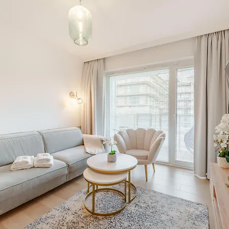 Laba Polanki Aqua Parking, Basen W Cenie