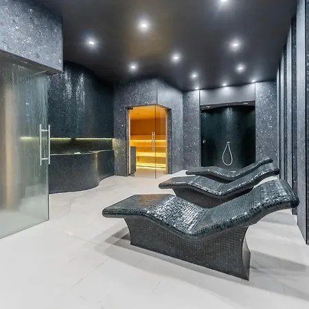 Laba Polanki Aqua Parking, Basen W Cenie * 코워브제크