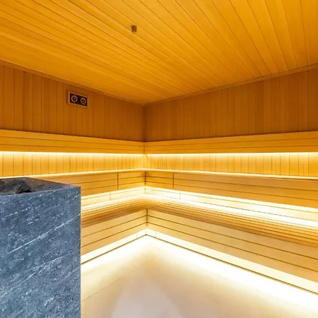Laba Polanki Aqua Parking, Basen W Cenie 코워브제크